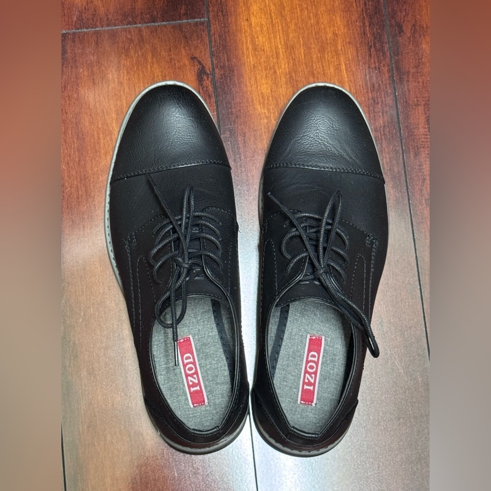Izod Cabot, Men's Black Shoes, SZ 8.5, NWOB